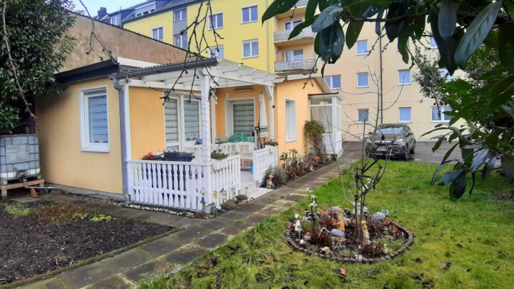 Eigentümer werden !! Bungalow mit 298m² Garten + Terrasse + Gartenhaus!