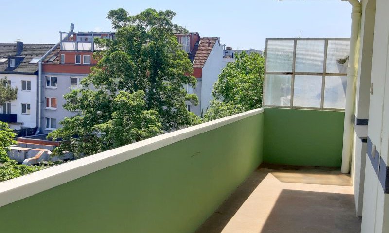 Vermögensaufbau mit 2 Zimmern, Balkon und vielem mehr