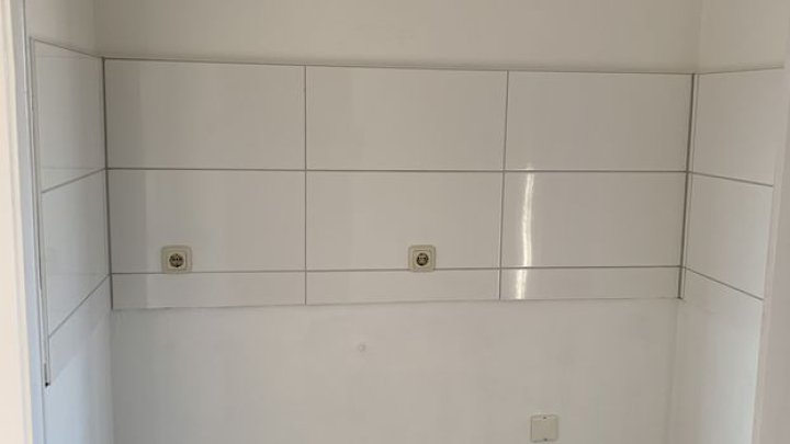 Vermögensaufbau mit 2 Zimmern, Balkon und vielem mehr