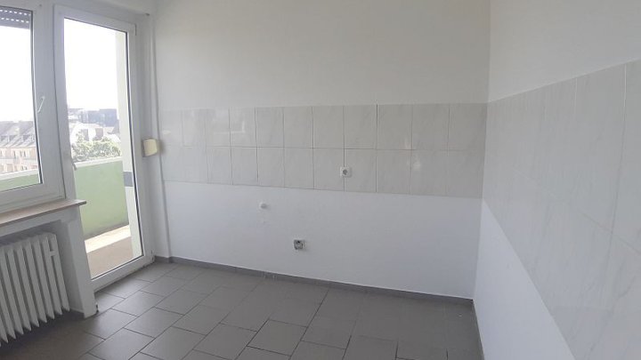  Apartment mit Küche, Diele, Bad in zentraler Lage !!